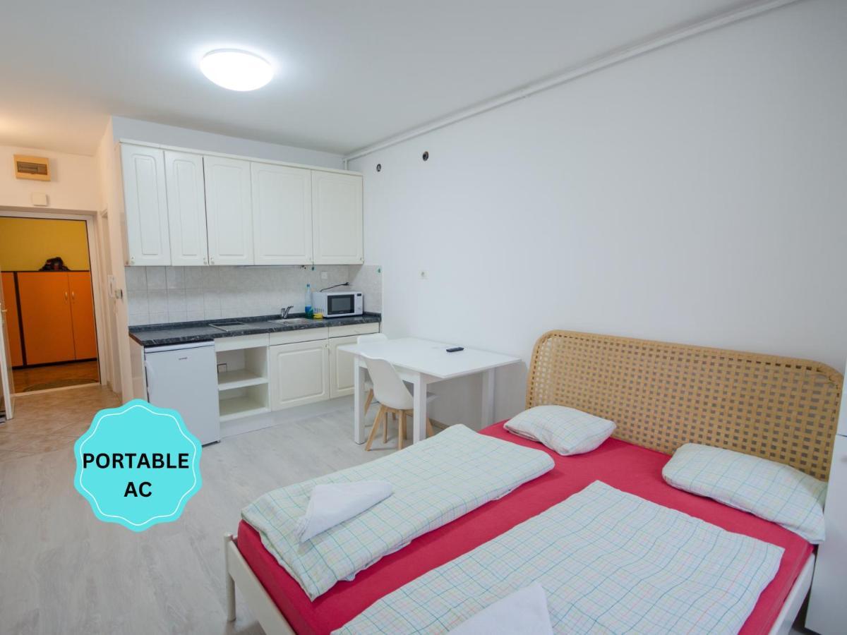 Apartment Trzaska With Free Parking Laibach Exterior foto