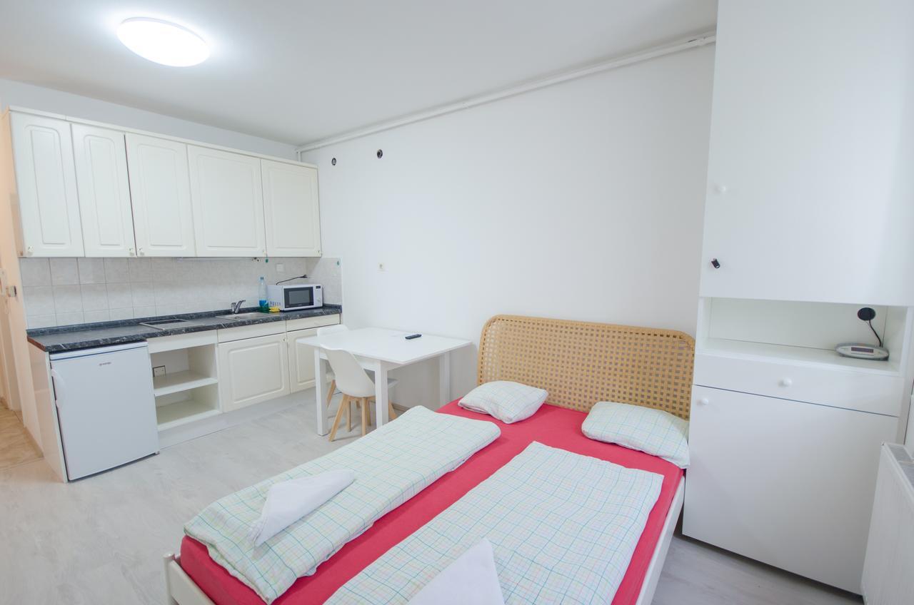 Apartment Trzaska With Free Parking Laibach Exterior foto